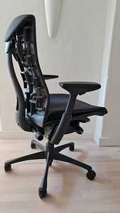 Herman Miller Embody (1 foto / 2)