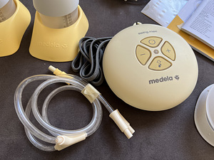 Medela Maxi Flex (kahele) elektriline rinnapumpa (3 foto / 6)
