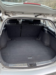 M:Toyota avensis (4 foto / 4)