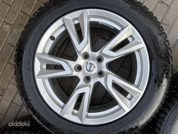 18" оригинальные колеса Volvo 5x108 + шипованные шины 235/55/18 (фото #1)