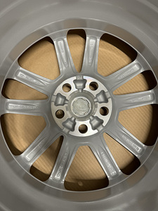 19" оригинальные диски Land Rover 5x120 (новые) (7 фото из 7)