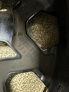 17" Kia originaalveljed 5x114,3 (2tk) (3 foto / 3)