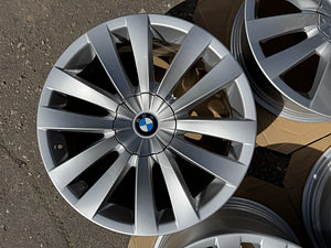 20" оригинальные диски BMW style 253 5x120 (как новые) (1 фото из 10)