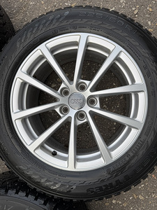 17" оригинальные диски Audi 5x112 + шипованные шины 225/60/17 (1 фото из 10)