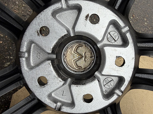 19" оригинальные диски Infinity/Nissan 5x114,3 + датчики (10 фото из 10)