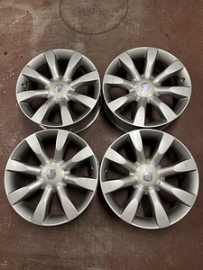 20" оригинальные диски Infinity/Nissan 5x114,3 (подходит для Renault) (1 фото из 7)