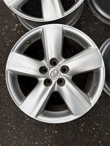 19" оригинальные диски Lexus LS 5x120 (4 фото из 5)