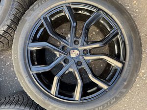 20" Porsche Cayenne диски 5x130 + шины с ламелями 6-6,5 (5 фото из 10)