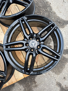 19" оригинальные диски Mercedes-Benz AMG 5x112 (2 фото из 10)