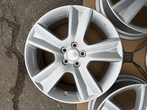 17" оригинальные диски Subaru 5x100 (как новые) (7 фото из 10)