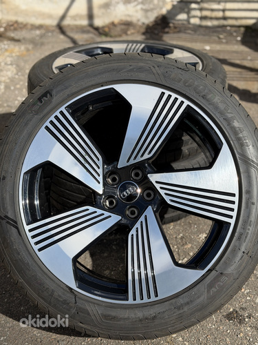 21" оригинальные диски Audi 5x112 + летние шины 265/45/21