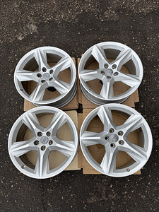 19" оригинальные диски Audi 5x112 (3 фото из 9)