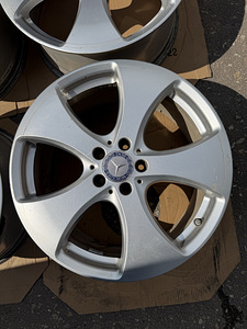 19" оригинальные диски Mercedes-Benz GLS 5x112 + датчики (2 фото из 8)