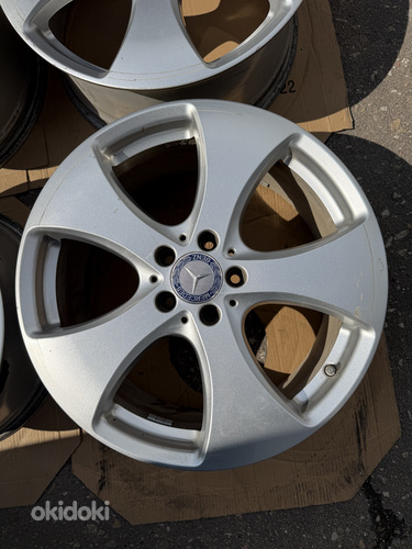 19" Mercedes-Benz GLS originaalveljed 5x112 + andurid