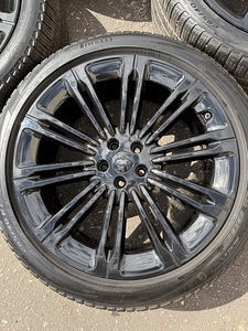 23" оригинальные диски Land Rover 5x120 + 285/40/23 m+s 5,5мм (3 фото из 10)
