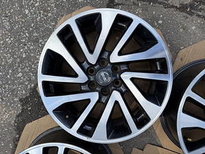 18" оригинальные диски Nissan Navara 6x114,3 (5 фото из 7)