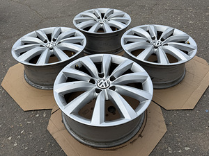 17" оригинальные диски Volkswagen 5x112 (2 фото из 7)