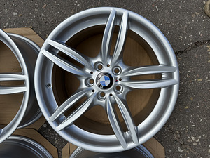 19" оригинальные диски BMW стиль 351M 5x120 (как новые) (4 фото из 9)