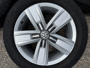 17" оригинальные диски Volkswagen Multivan 5x120 + 215/60/17 (6 фото из 10)