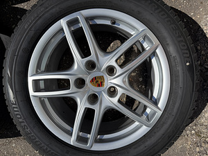 19" Porsche Cayenne originaalveljed 5x130 + 265/50/19 m+s (3 foto / 9)