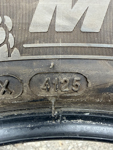 255/50/19 Michelin m+s 6-7мм DOT2024/2025 (6 фото из 7)
