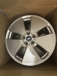 BMW i3 valuveljed 19" (2 foto / 3)