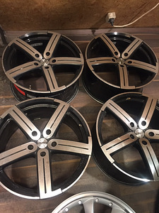 20" veljed Antera Pirelli edition 5x130 9,5Jx20 ET52 (1 foto / 2)