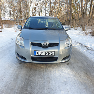 Toyota Auris 2.0 D-4D 93kw 2009a (4 foto / 9)
