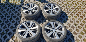 Peugeot original 4x108 18" диски с летней резиной 225/40/18 (5 фото из 10)