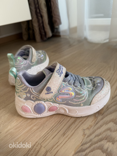 Skechers tossud, 27