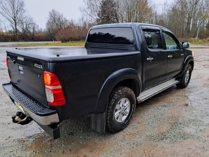 Toyota hilux (4 foto / 6)