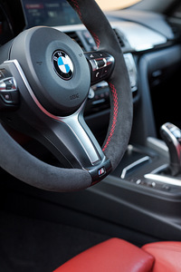 BMW 335 XDrive LCI M-pakett 3.5 R6 230kW (9 foto / 15)