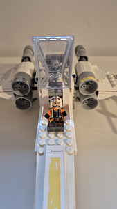 75301 LEGO Star Wars Luke Skywalker's X-wing Fighter (2 foto / 4)