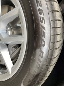 Pirelli P ZERO 265/50R19 110W (2 foto / 4)
