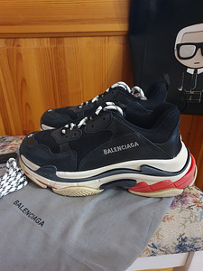 Balenciaga 40 (2 foto / 3)
