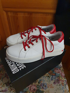 Love Moschino 40 (1 foto / 3)