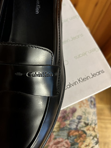 Calvin Klein 40 (3 фото из 3)