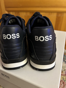 Hugo Boss 40 (3 фото из 3)