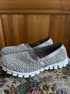 Skechers 39 (1 foto / 3)