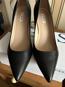 Guess 40 (3 фото из 3)