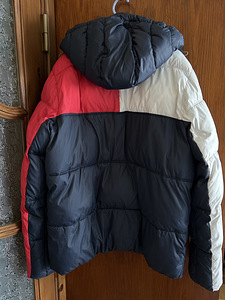 Tommy Hilfiger XL (2 foto / 3)