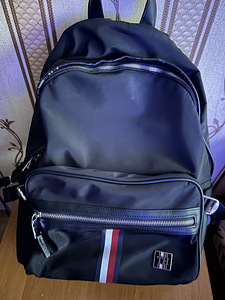 Tommy Hilfiger (1 фото из 2)