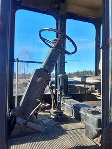 Traktor T-28 (6 foto / 6)