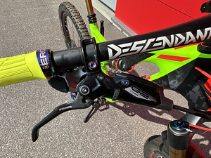 Scott Genius 700LT Factory Tuned (7 foto / 7)