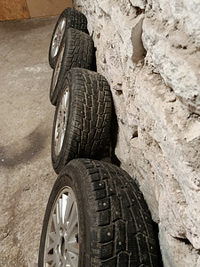 Диски + шины 205/65 r15 для volvo s80 (3 фото из 10)