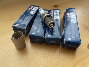 Bosch süüteküünlad (2 foto / 2)