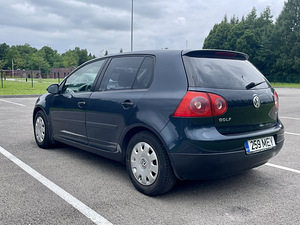 Volkswagen Golf 5 (6 foto / 13)