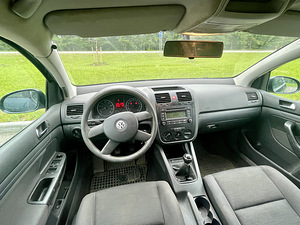 Volkswagen Golf 5 (12 foto / 13)