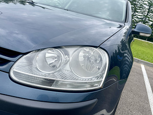 Volkswagen Golf 5 (13 foto / 13)