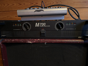 Võim INTER M700 ja INTER R500 Amplifier (1 foto / 2)